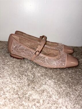 Donald J. Pliner Blush Lace Mary Jane Flats